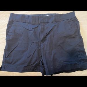 Women’s Old Navy Mid Rise Chino Short,Navy, Size 8